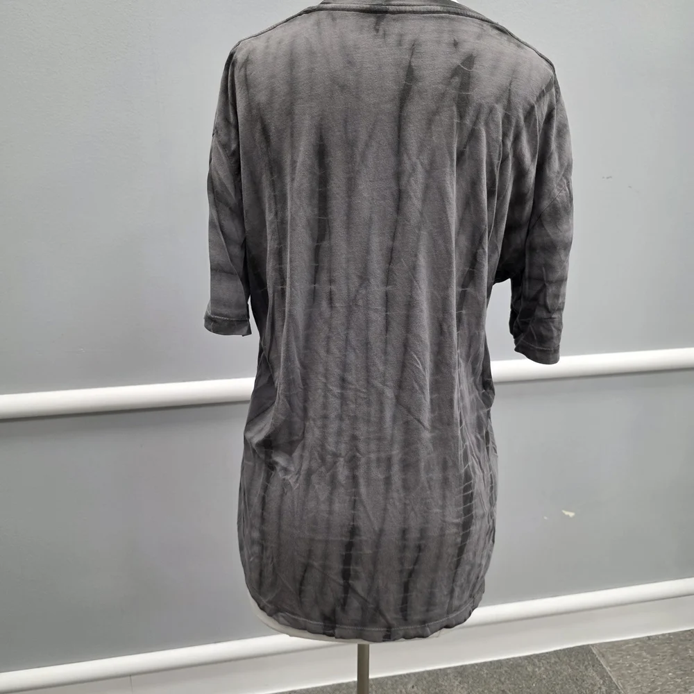 Men's Gray Tie-Dye Short Sleeve Tee - Picture 7 of 9